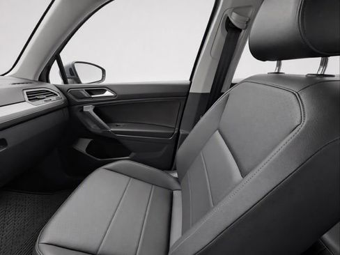 Used 2020 Volkswagen Tiguan SE AWD/4WD image 18