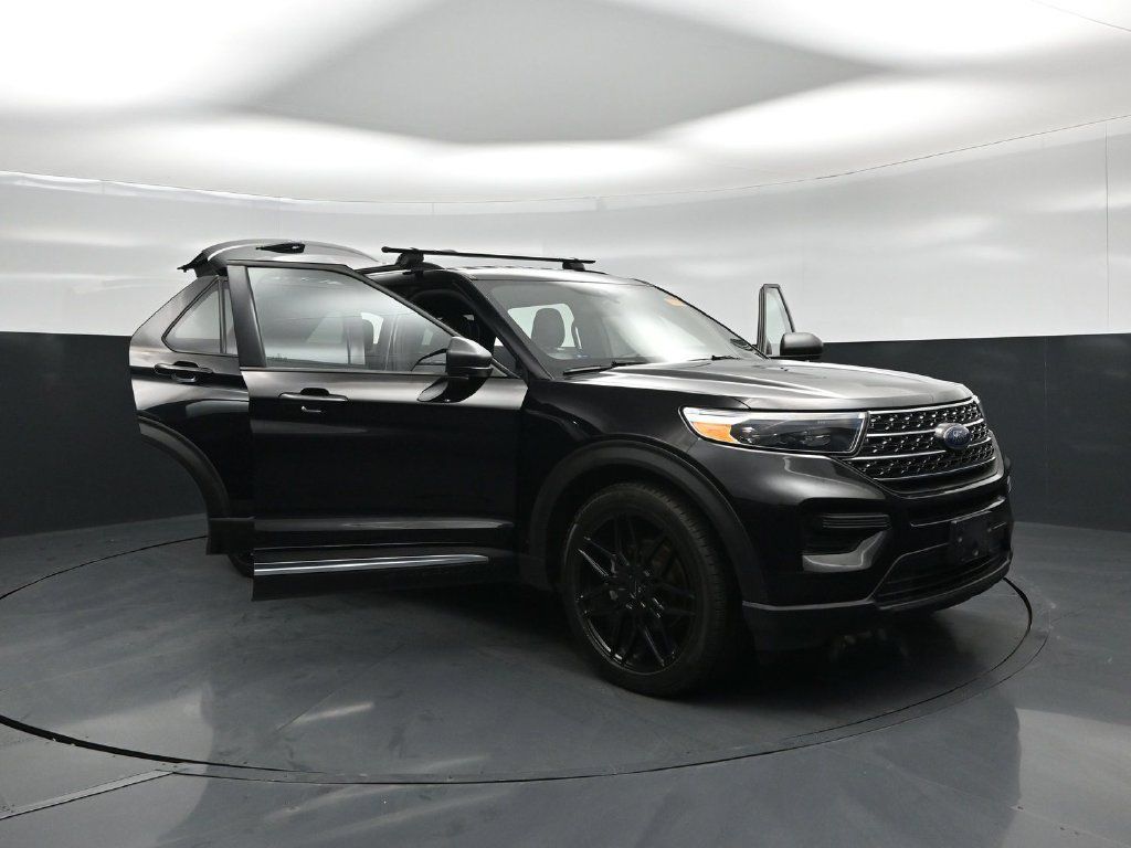 Used 2020 Ford Explorer XLT RWD image 27