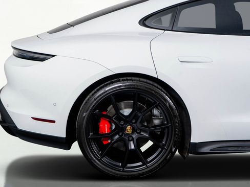 Used 2024 Porsche Taycan GTS w/ Premium Package (P6U) image 16