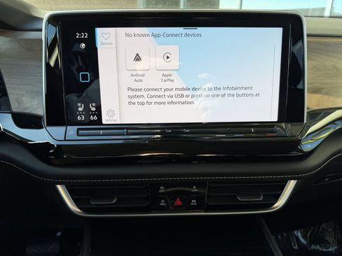 Used 2024 Volkswagen Atlas SE image 22