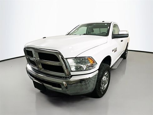 Used 2018 RAM 2500 Tradesman w/ Chrome Appearance Group image 3