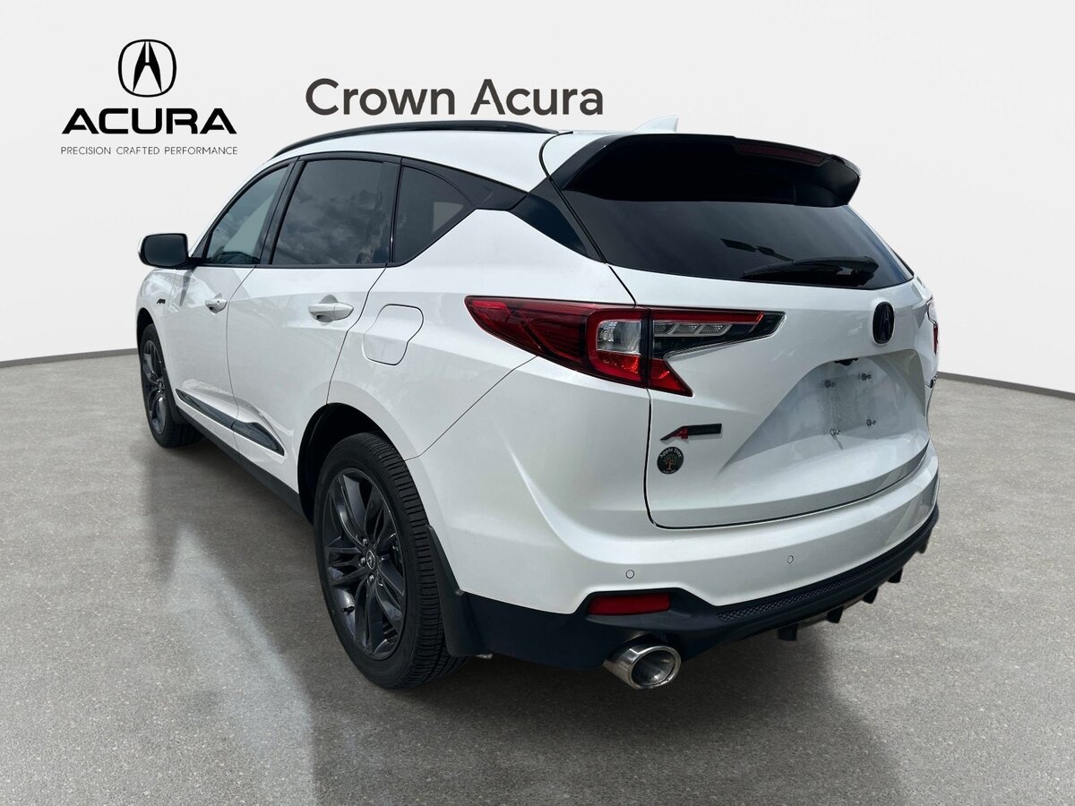 Used 2023 Acura RDX w/ Advance Package FWD image 3