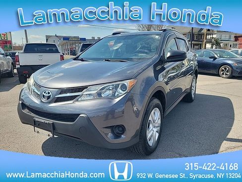 Used 2014 Toyota RAV4 LE image 1