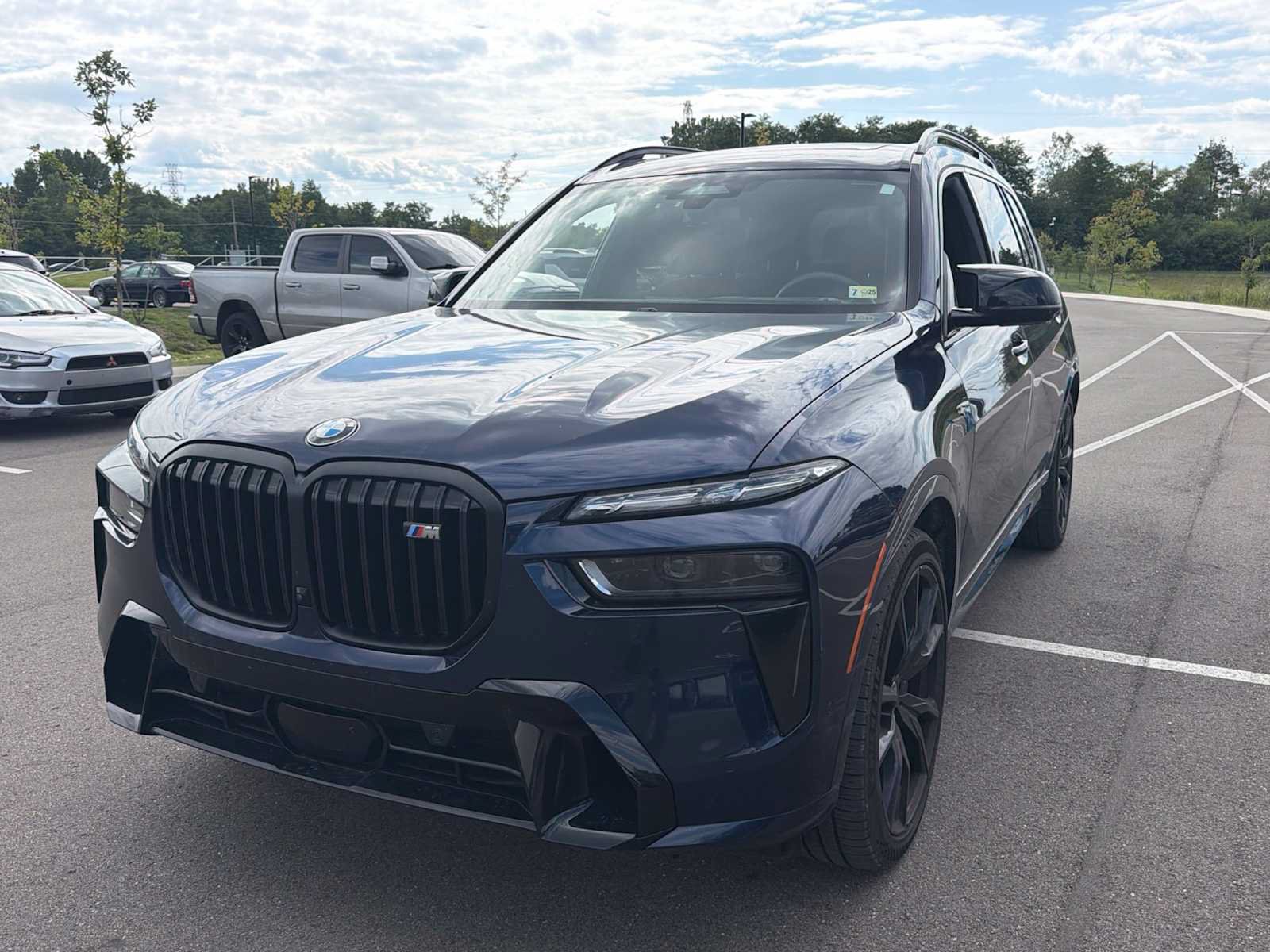 Used 2024 BMW X7 M60i w/ Executive Package AWD/4WD image 1