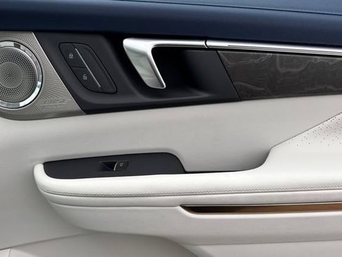 New 2026 Buick Enclave Avenir w/ Super Cruise Package AWD/4WD image 21