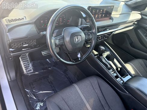 Used 2023 Honda Accord Sport image 12