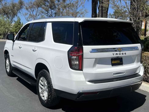 Used 2023 Chevrolet Tahoe LT RWD image 2