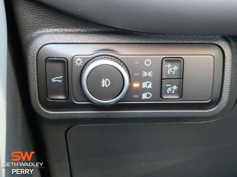 New 2026 Ford Explorer Active w/ Active Comfort Package image 24