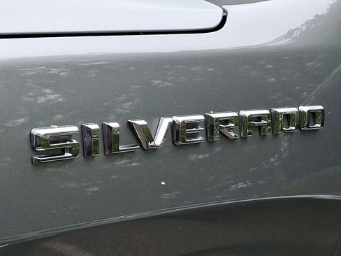 Used 2023 Chevrolet Silverado 1500 LT w/ Convenience Package II AWD/4WD image 30