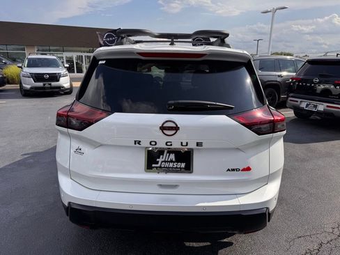 Used 2026 Nissan Rogue SV w/ Rock Creek Premium Package AWD/4WD image 4
