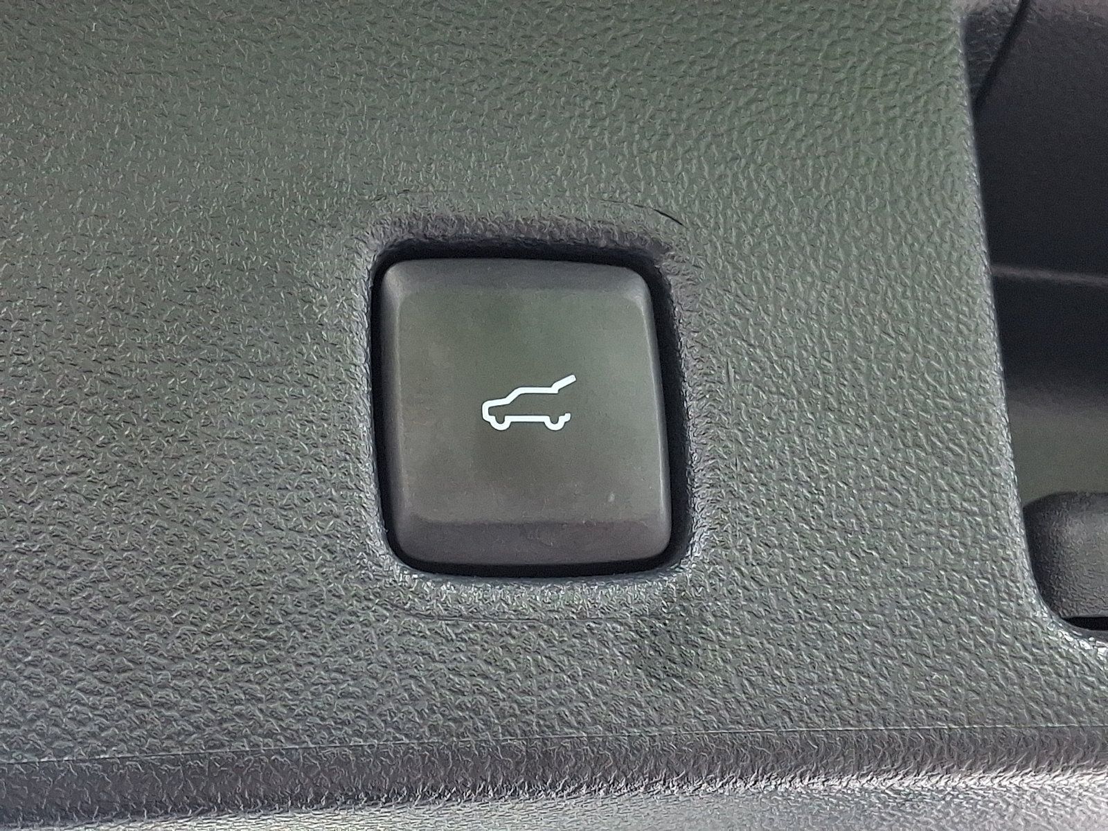 Certified 2023 Ford Escape Active AWD/4WD image 30