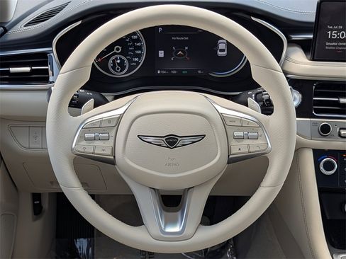 Used 2026 Genesis G70 2.5T Prestige image 15