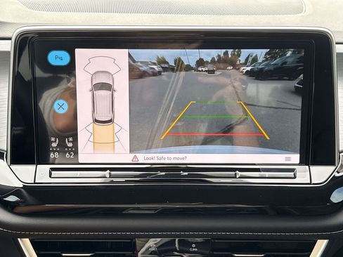 New 2026 Volkswagen Atlas Cross Sport SE image 37