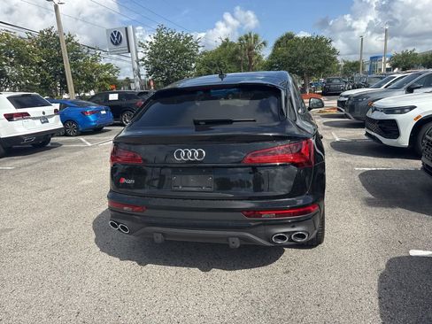 Used 2024 Audi SQ5 Prestige AWD/4WD image 16