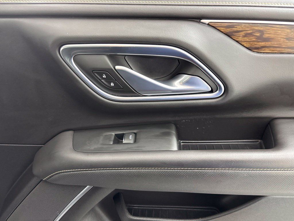 Certified 2021 Chevrolet Tahoe Premier AWD/4WD image 9