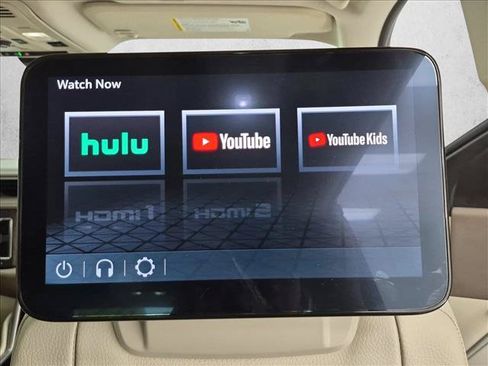 Used 2024 GMC Yukon XL Denali w/ Advanced Technology Package AWD/4WD image 25