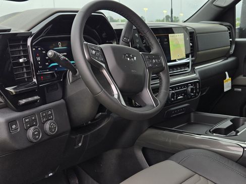New 2026 Chevrolet Silverado 2500 ZR2 AWD/4WD image 17