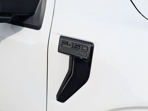 New 2026 Ford F150 XLT w/ Equipment Group 302A MID AWD/4WD image 18