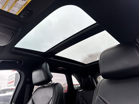 Used 2017 Lincoln MKC Reserve w/ Lincoln MKC Climate Package image 19