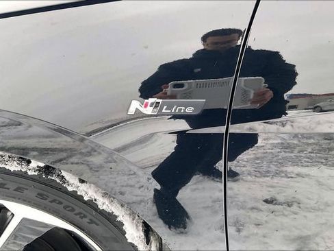 Certified 2022 Hyundai Elantra N Line image 9