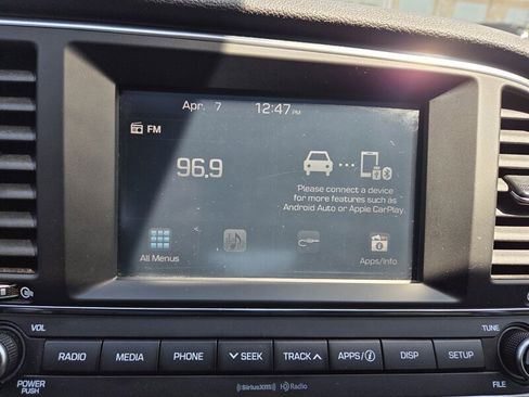 Used 2018 Hyundai Elantra Value Edition w/ Cargo Package image 20