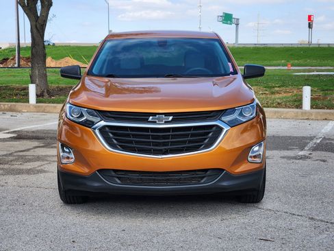 Used 2019 Chevrolet Equinox LS image 30