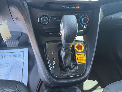 Used 2022 Ford Transit Connect XL FWD image 18