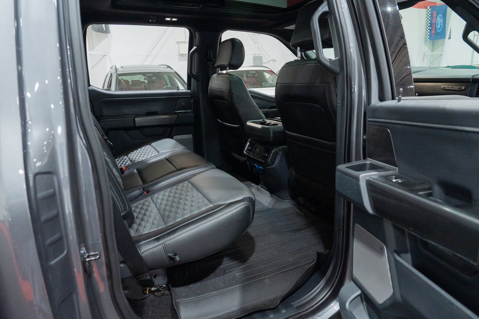 Used 2022 Ford F150 XLT w/ Equipment Group 302A High AWD/4WD image 32