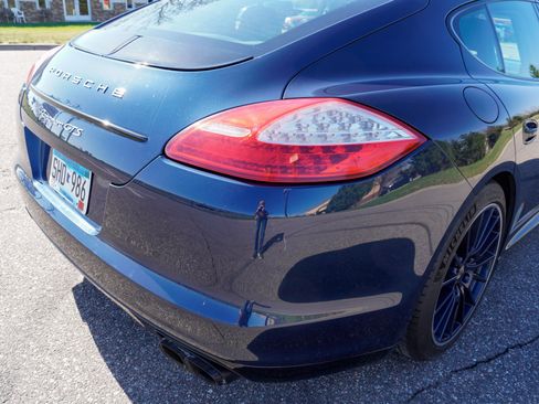 Used 2013 Porsche Panamera GTS image 31
