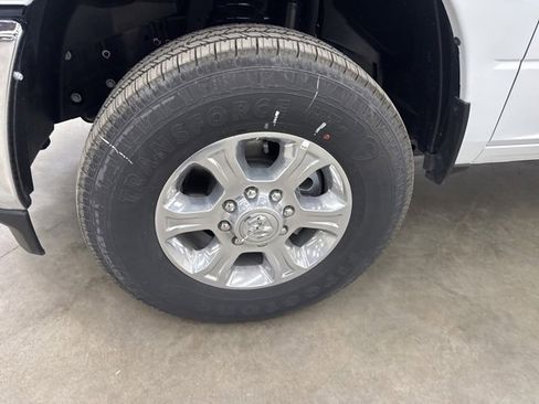 New 2025 RAM 2500 Big Horn image 4