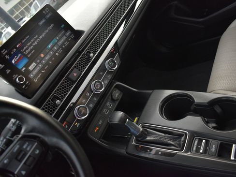 Used 2024 Honda Civic Sport Touring image 23