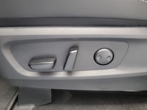 New 2026 Nissan Pathfinder Platinum AWD/4WD image 35