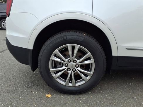 Certified 2022 Cadillac XT5 Premium Luxury image 8