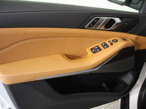 New 2026 BMW X5 xDrive40i w/ Premium Package image 12