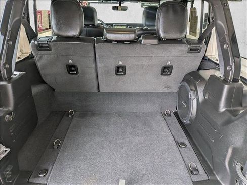 Used 2023 Jeep Wrangler Unlimited Sahara AWD/4WD image 19