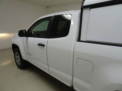 Used 2022 Chevrolet Colorado W/T w/ WT Convenience Package RWD image 19