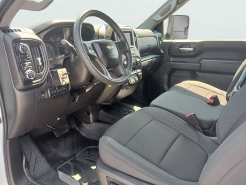 Used 2022 Chevrolet Silverado 3500 W/T w/ WT Convenience Package AWD/4WD image 9
