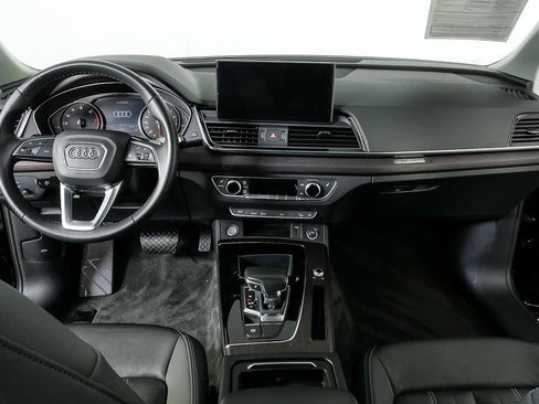 Used 2021 Audi Q5 2.0T Premium image 17