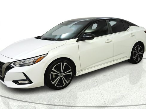 Used 2023 Nissan Sentra SR FWD image 3