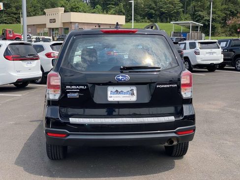 Used 2018 Subaru Forester 2.5i w/ Alloy Wheel Package AWD/4WD image 4