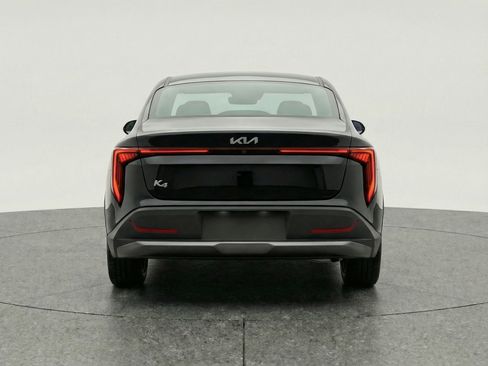Used 2025 Kia K4 LXS image 7