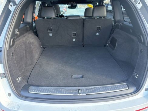 Used 2024 Jeep Grand Cherokee Overland w/ Trailer Tow Package image 21