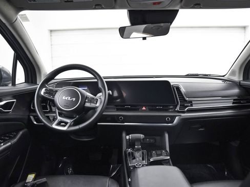 Used 2023 Kia Sportage EX image 24