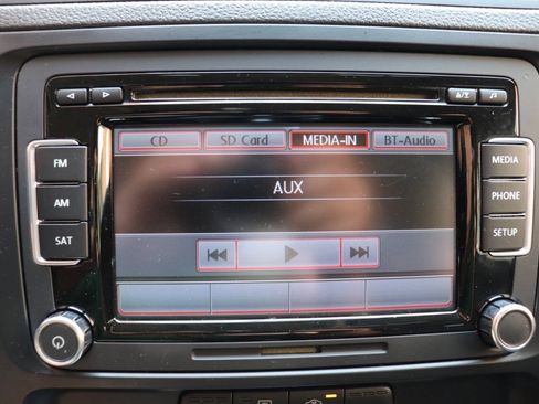 Used 2012 Volkswagen Jetta SE FWD image 23