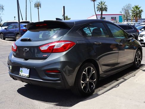 Used 2019 Chevrolet Cruze LT w/ Convenience Package FWD image 13