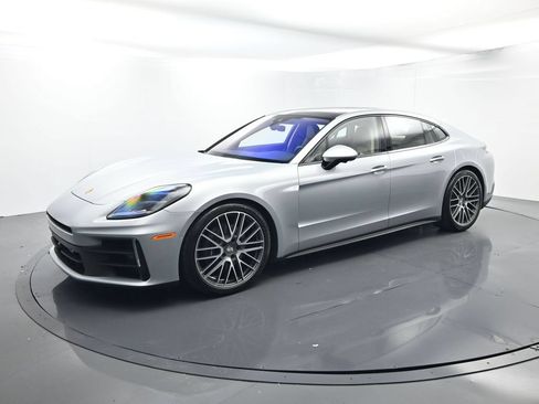 Certified 2026 Porsche Panamera w/ Premium Package RWD image 1