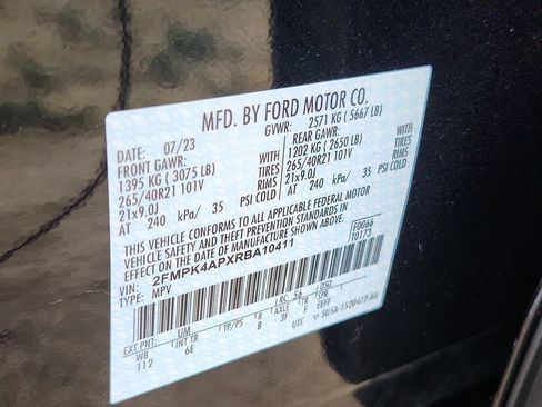 Used 2024 Ford Edge ST w/ Equipment Group 401A AWD/4WD image 18