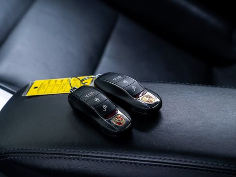 Used 2017 Porsche 911 Carrera S RWD image 12