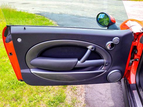 Used 2006 MINI Cooper S image 23