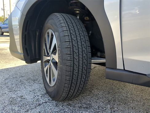 Certified 2025 Subaru Outback Premium image 33